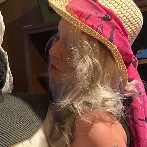 Meet your Posher, Brendalee